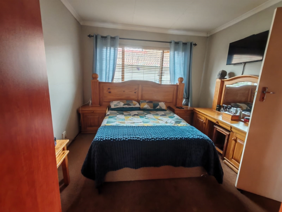 3 Bedroom Property for Sale in Sasolburg Ext 11 Free State